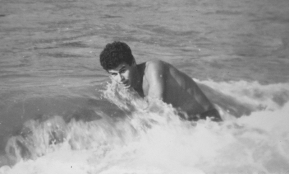 Ismet, Saliha Kurt (1943-2016) na Carinskom pijesku u ljeto 1965. godine